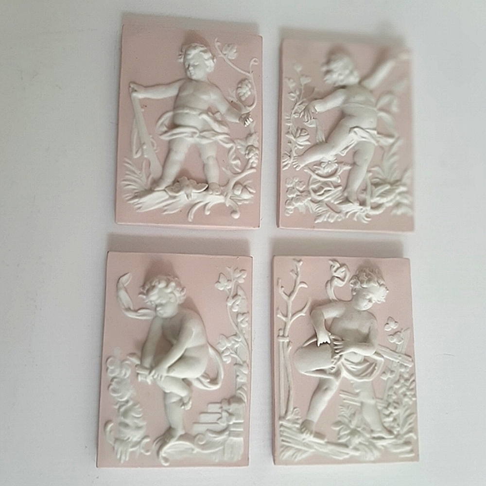 Vintage Bisque Pink & White Wall Plaques set of 4 - Picture 14 of 16